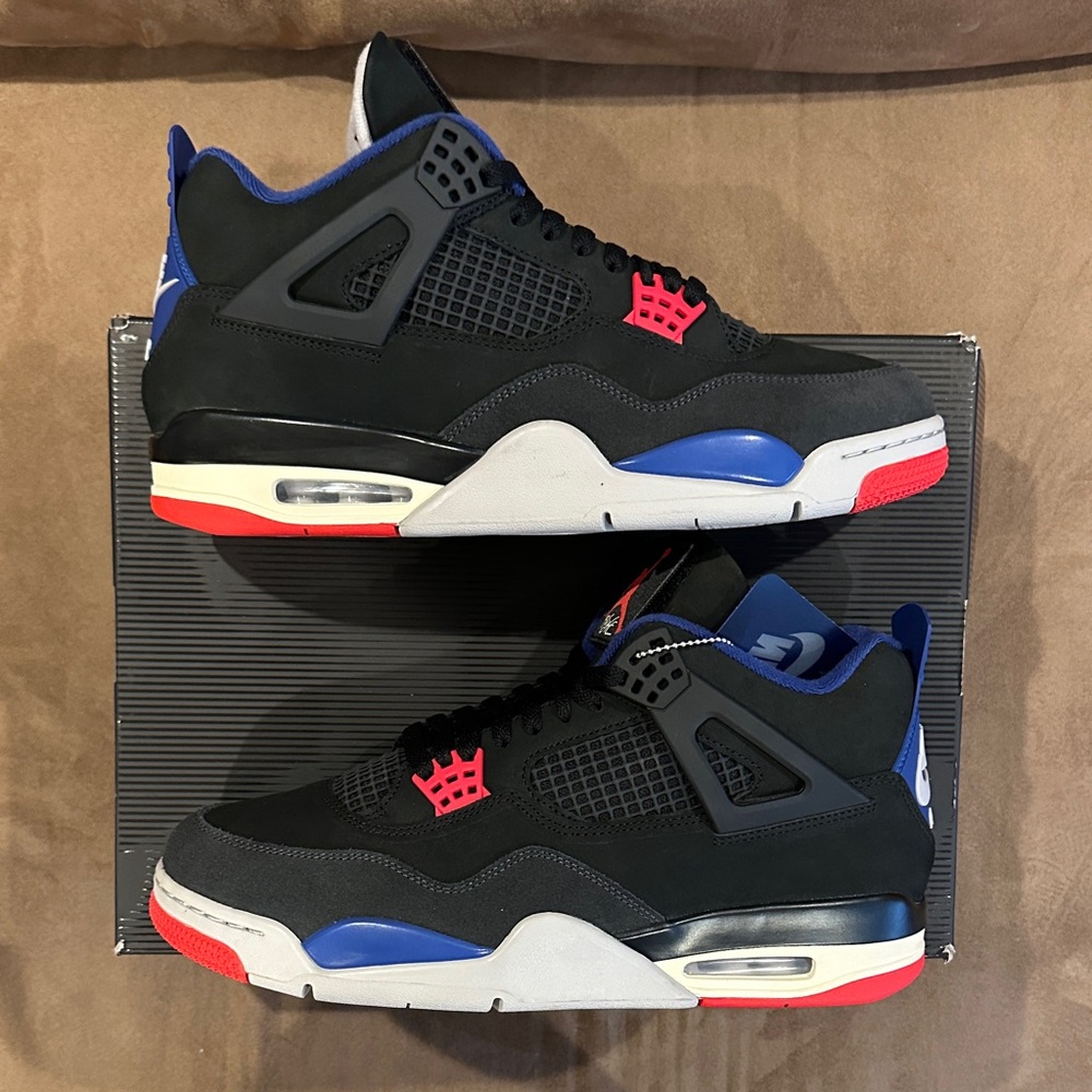 Jordan 4 Retro “Rare Air- White Lettering” size 12